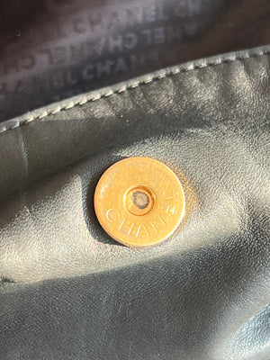 Sac Chanel cuir Caviar authentifié — Le Comptoir Vintage