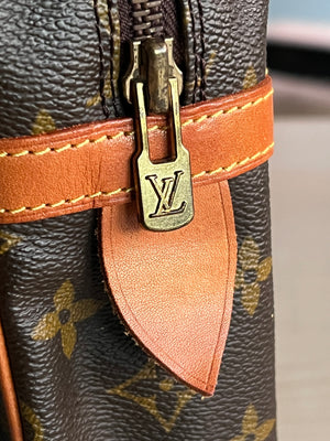 LOUIS VUITTON Monogram Compiegne 28 — vue 9 | Le comptoir vintage