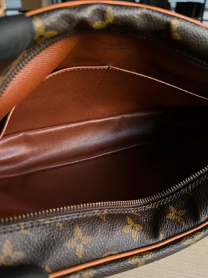 LOUIS VUITTON Monogram Compiegne 28 — vue 11 | Le comptoir vintage