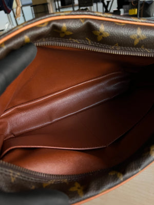 LOUIS VUITTON Monogram Compiegne 28 — vue 12 | Le comptoir vintage
