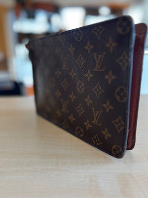 Louis Vuitton Pochette Homme Monogram — vue 3 | Le comptoir vintage