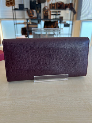 Salvatore Ferragamo Gancini Leather Long Wallet — vue 3 | Le comptoir vintage