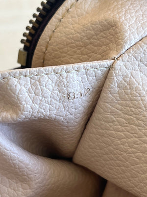 Louis Vuitton Trousse de Toilette 28 Monogram — vue 8 | Le comptoir vintage