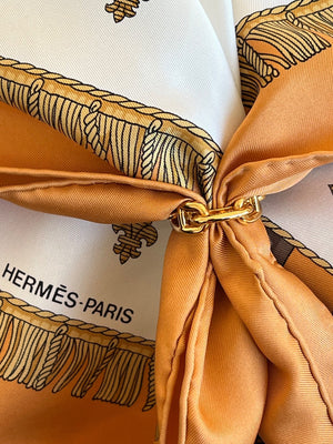 Hermès Anneau de Foulard Chaîne d'Ancre en Métal Doré — vue 3 | Le comptoir vintage