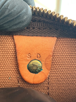 Louis Vuitton Sac de voyage Keepall 55 Monogram — vue 4 | Le comptoir vintage