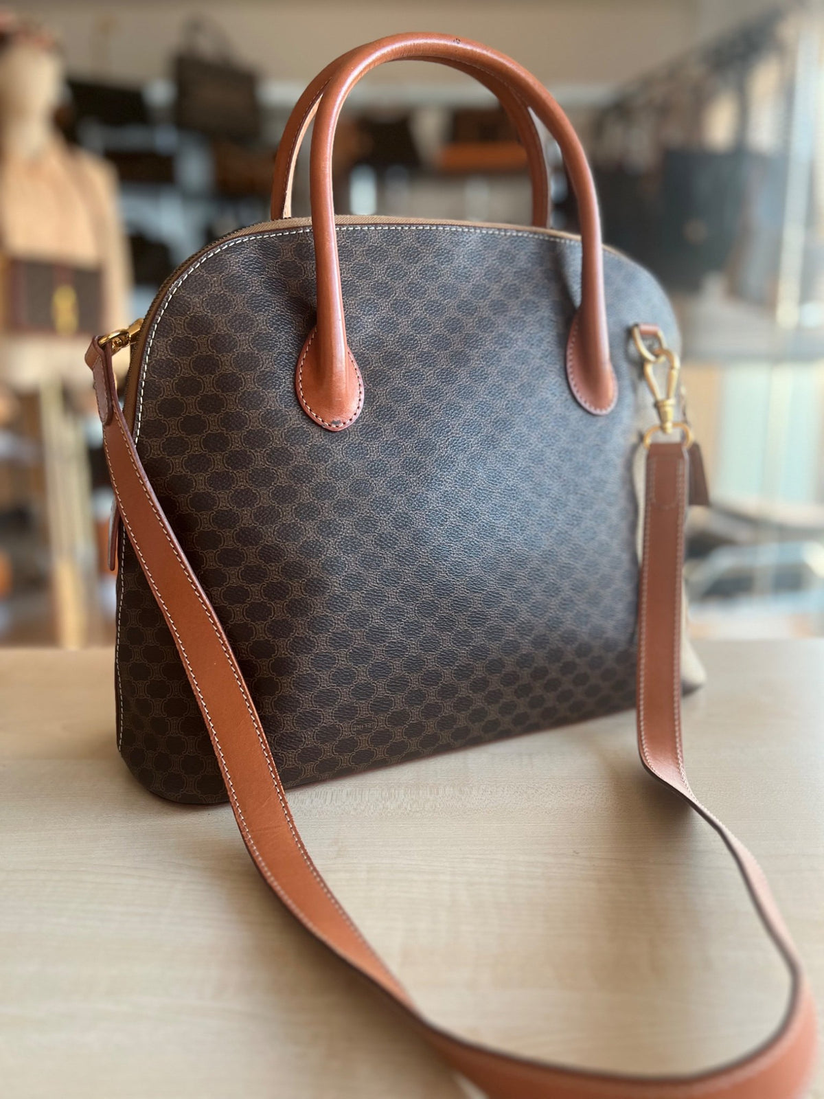 Sac à main Céline GM authentifié — Le comptoir vintage