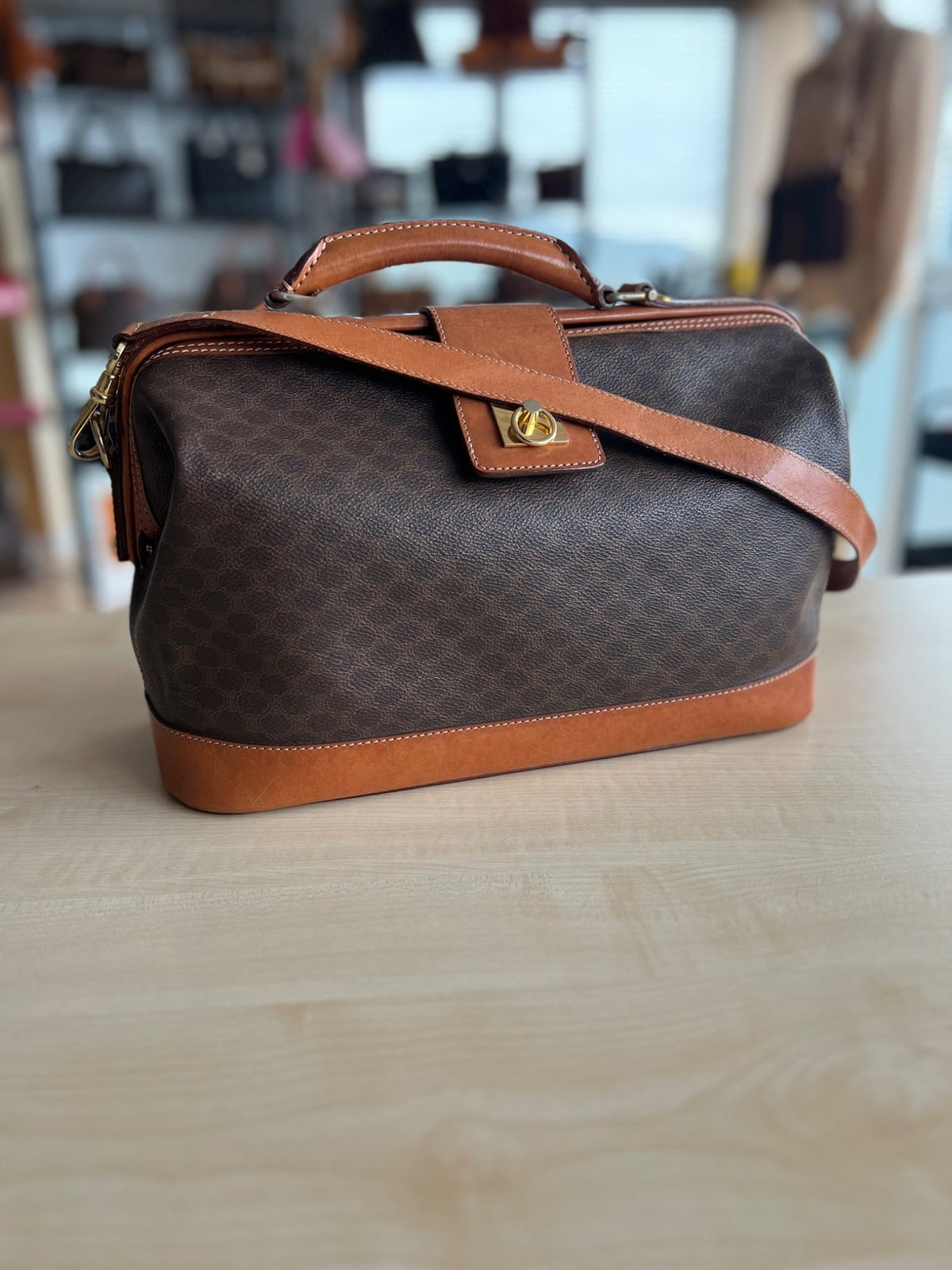 Sac à main Celine authentifié — Le comptoir vintage