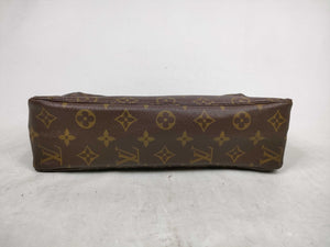 Trousse de toilette Louis Vuitton 28 — vue 5 | Le comptoir vintage