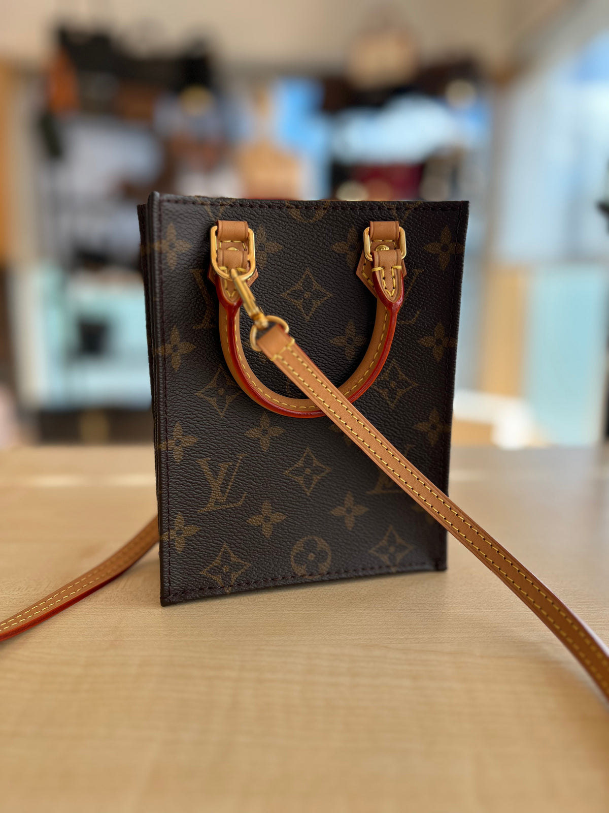 Louis Vuitton sac plat  — vue 2 | Le comptoir vintage