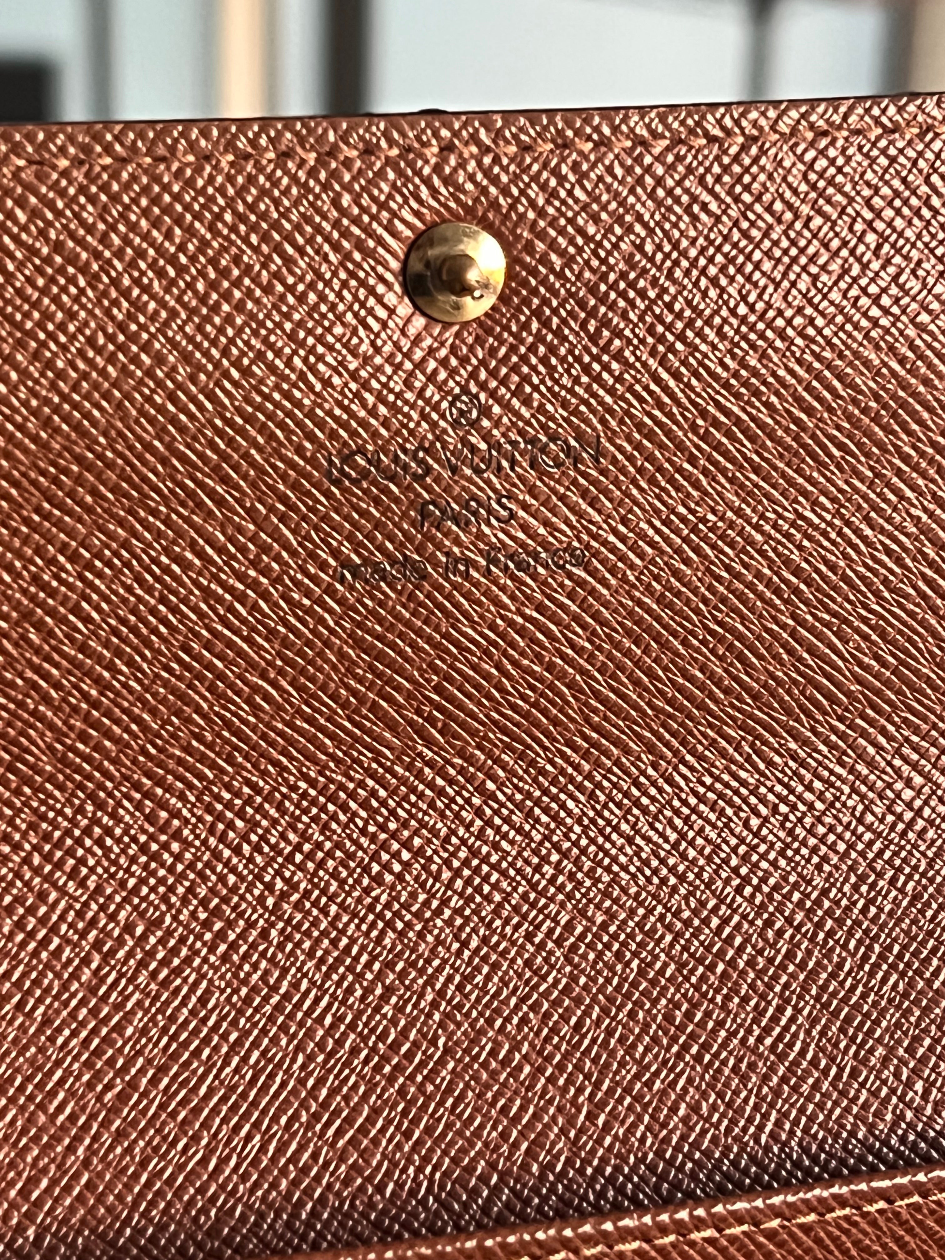 Portefeuille Louis Vuitton Sarah Monogram authentifié — Le Comptoir Vintage