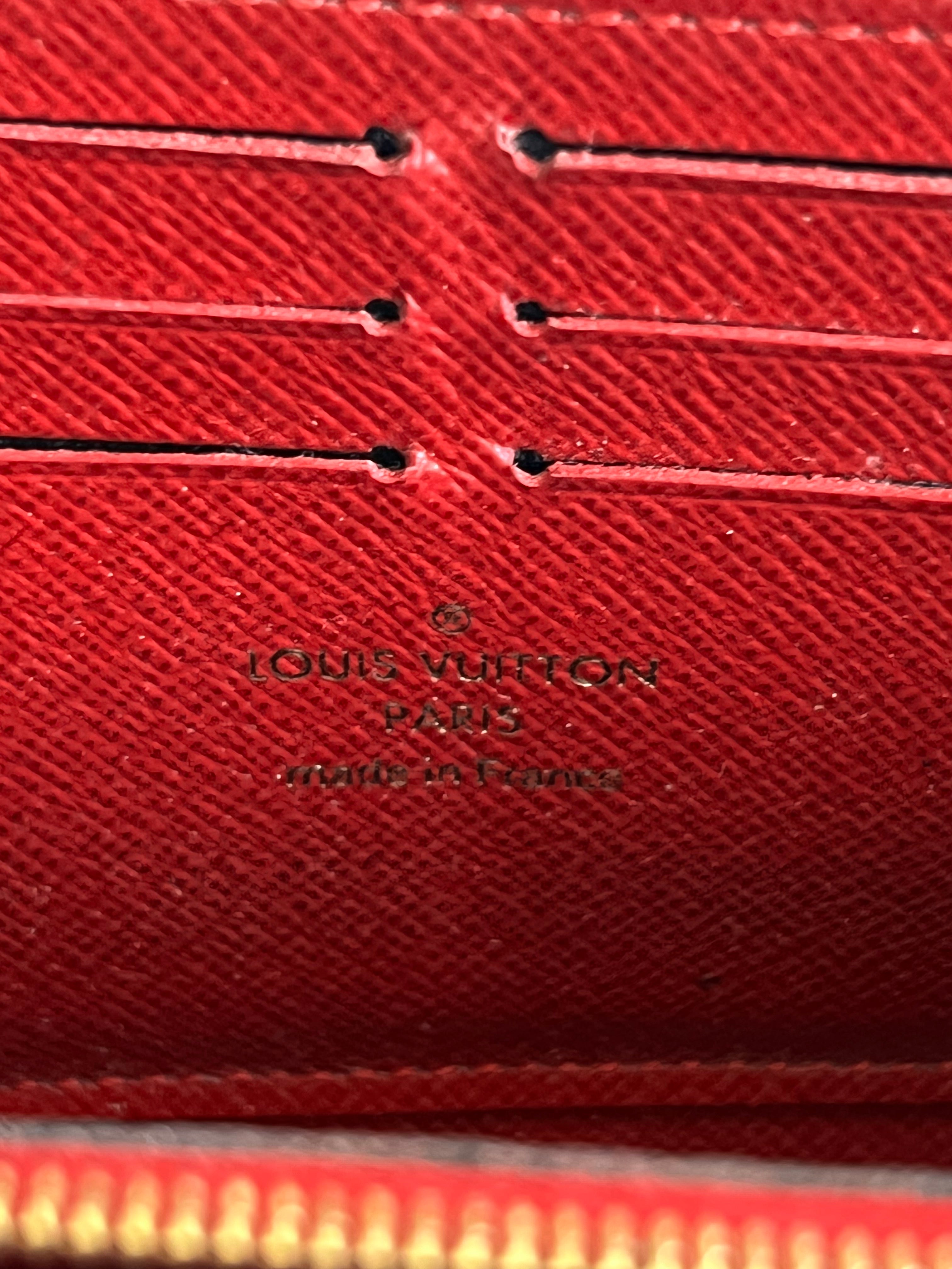 Portefeuille zippé Louis Vuitton Clémence Monogram — vue 9 | Le Comptoir Vintage