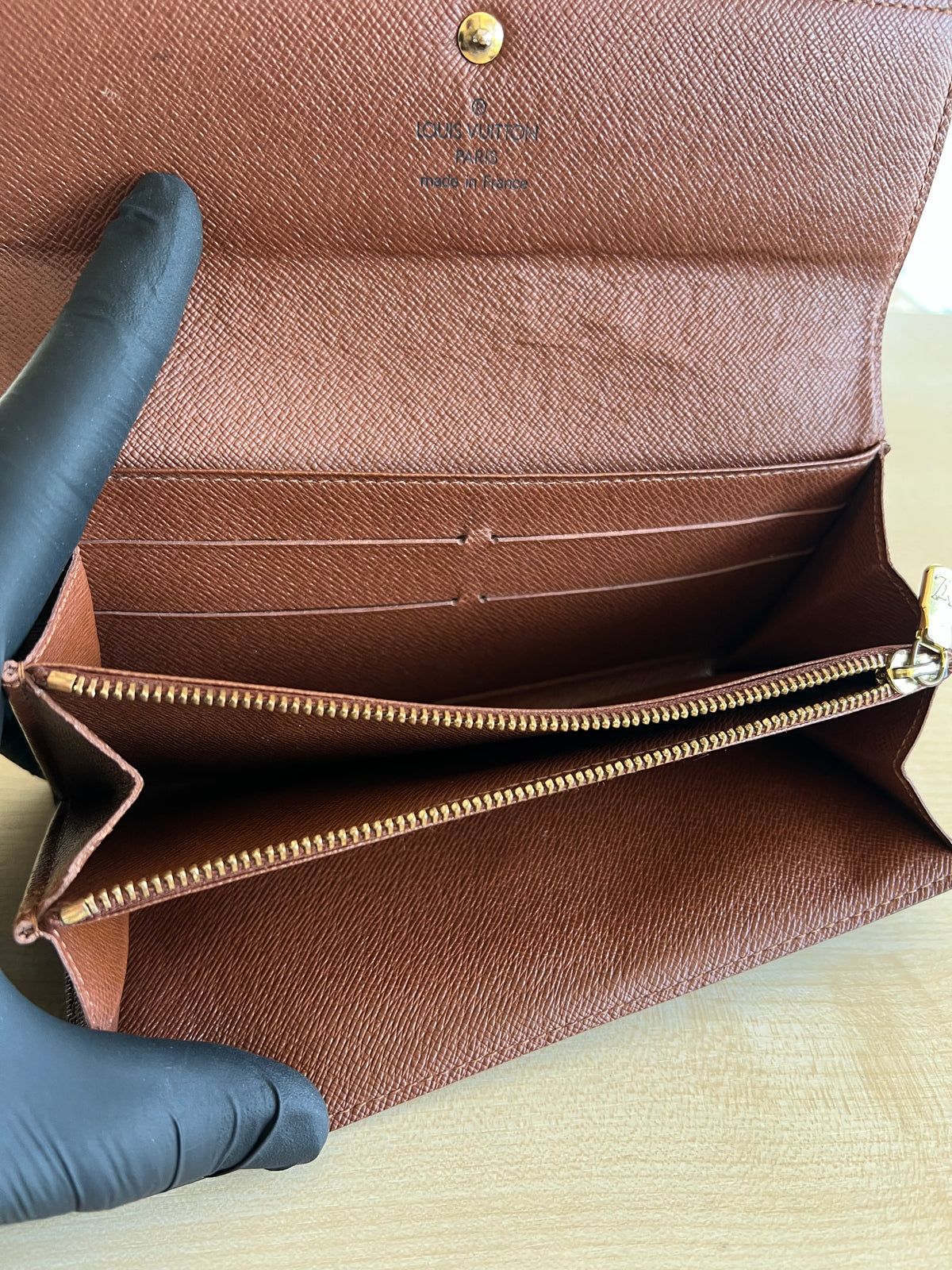 Louis Vuitton Portefeuille Sarah Monogram — vue 6 | Le comptoir vintage