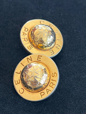Boucles d'oreilles Céline Paris clips logo — vue 4 | Le Comptoir Vintage