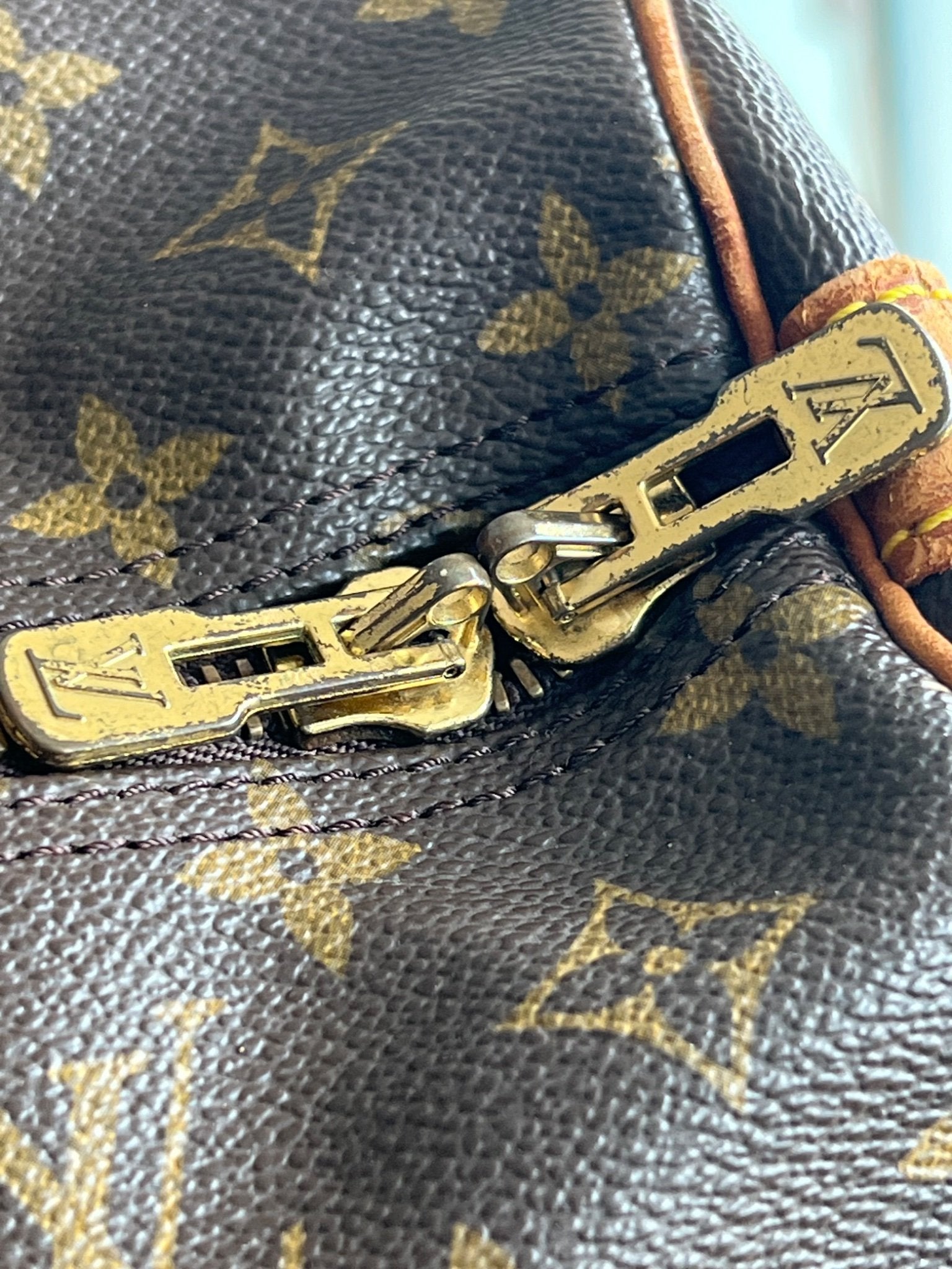 Louis Vuitton Keepall 60 Bandoulière Monogram — vue 9 | Le comptoir vintage