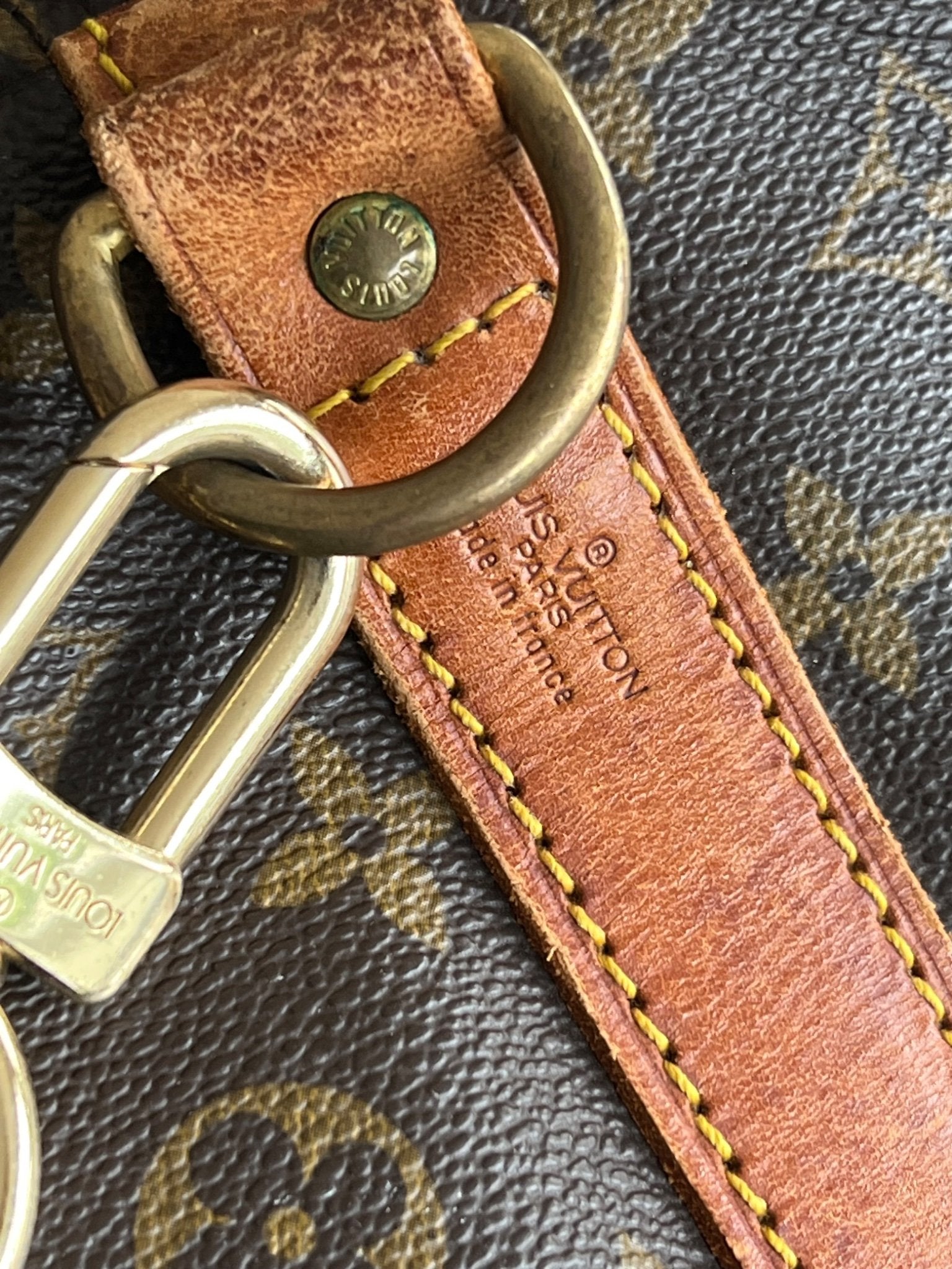 Louis Vuitton Keepall 60 Bandoulière Monogram — vue 16 | Le comptoir vintage