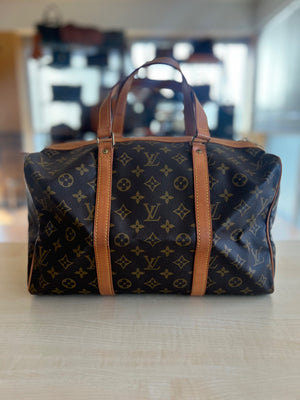 Louis Vuitton Sac Souple 35 Monogram — vue 2 | Le comptoir vintage