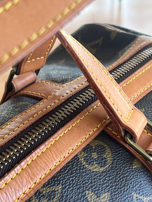 Louis Vuitton Sac Souple 35 Monogram — vue 7 | Le comptoir vintage