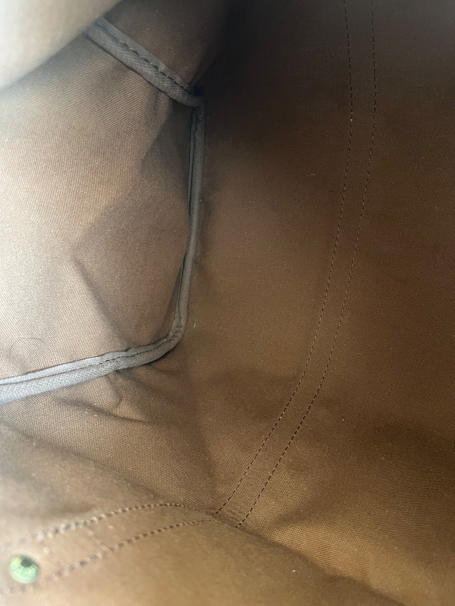 Louis Vuitton Sac Souple 35 Monogram — vue 18 | Le comptoir vintage