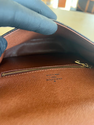Louis Vuitton Sac Saint Cloud Monogram PM — vue 11 | Le comptoir vintage