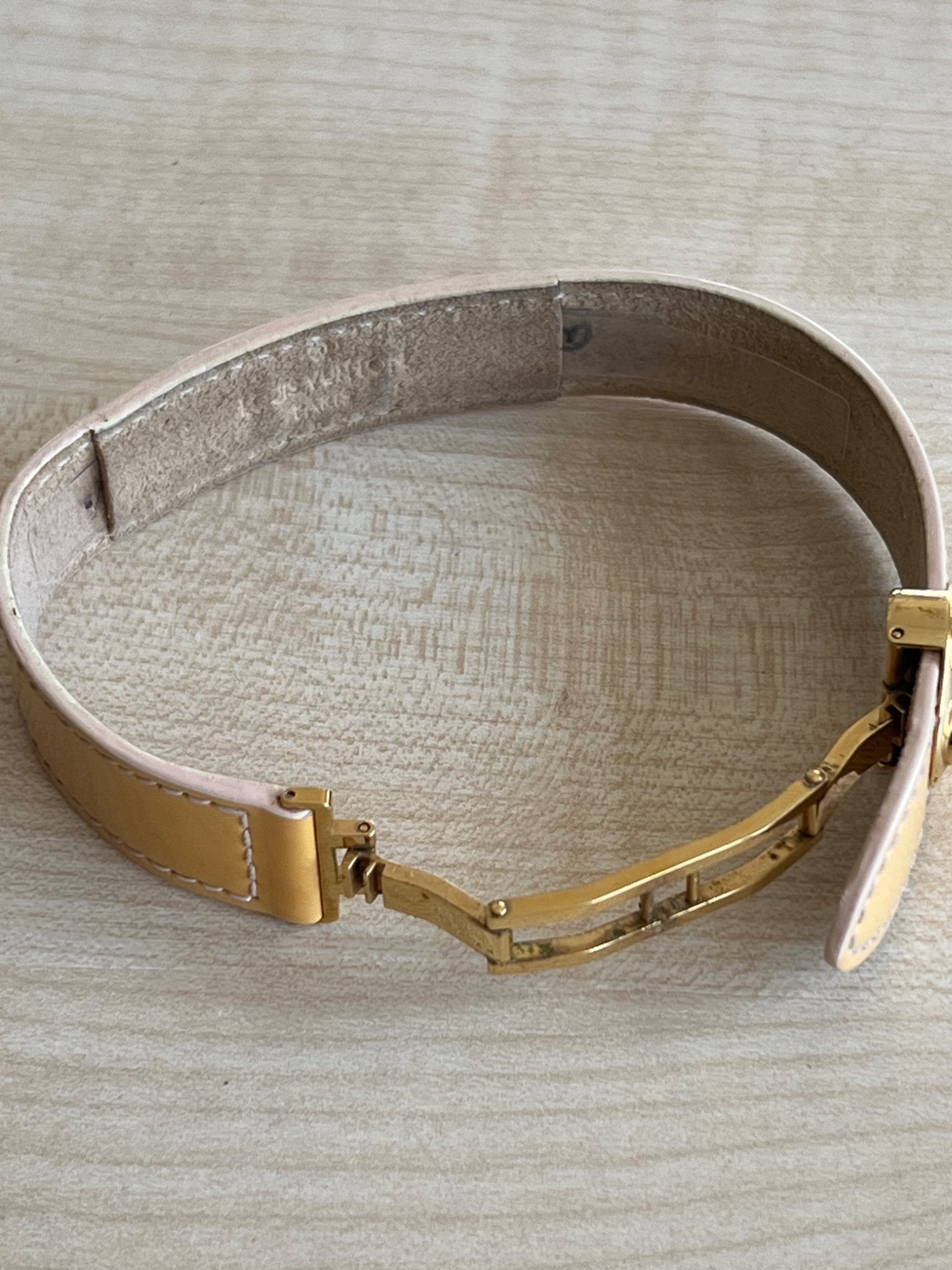 Louis Vuitton Bracelet Monogram Vernis — vue 2 | Le comptoir vintage
