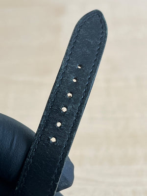 Hermès Bracelet Kelly cuir noir et métal doré — vue 8 | Le comptoir vintage