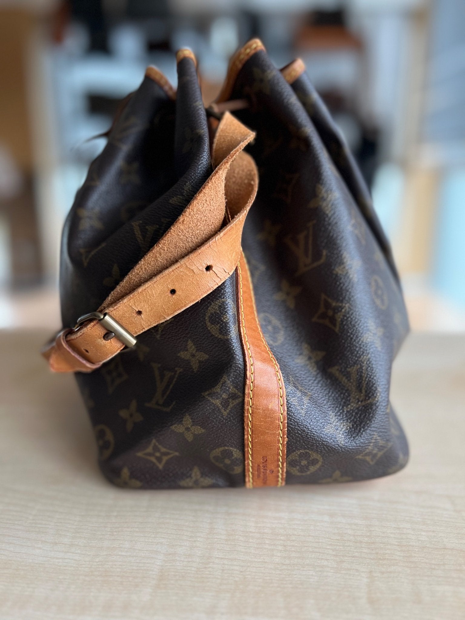 Louis Vuitton Sac Noé PM Monogram — vue 4 | Le comptoir vintage