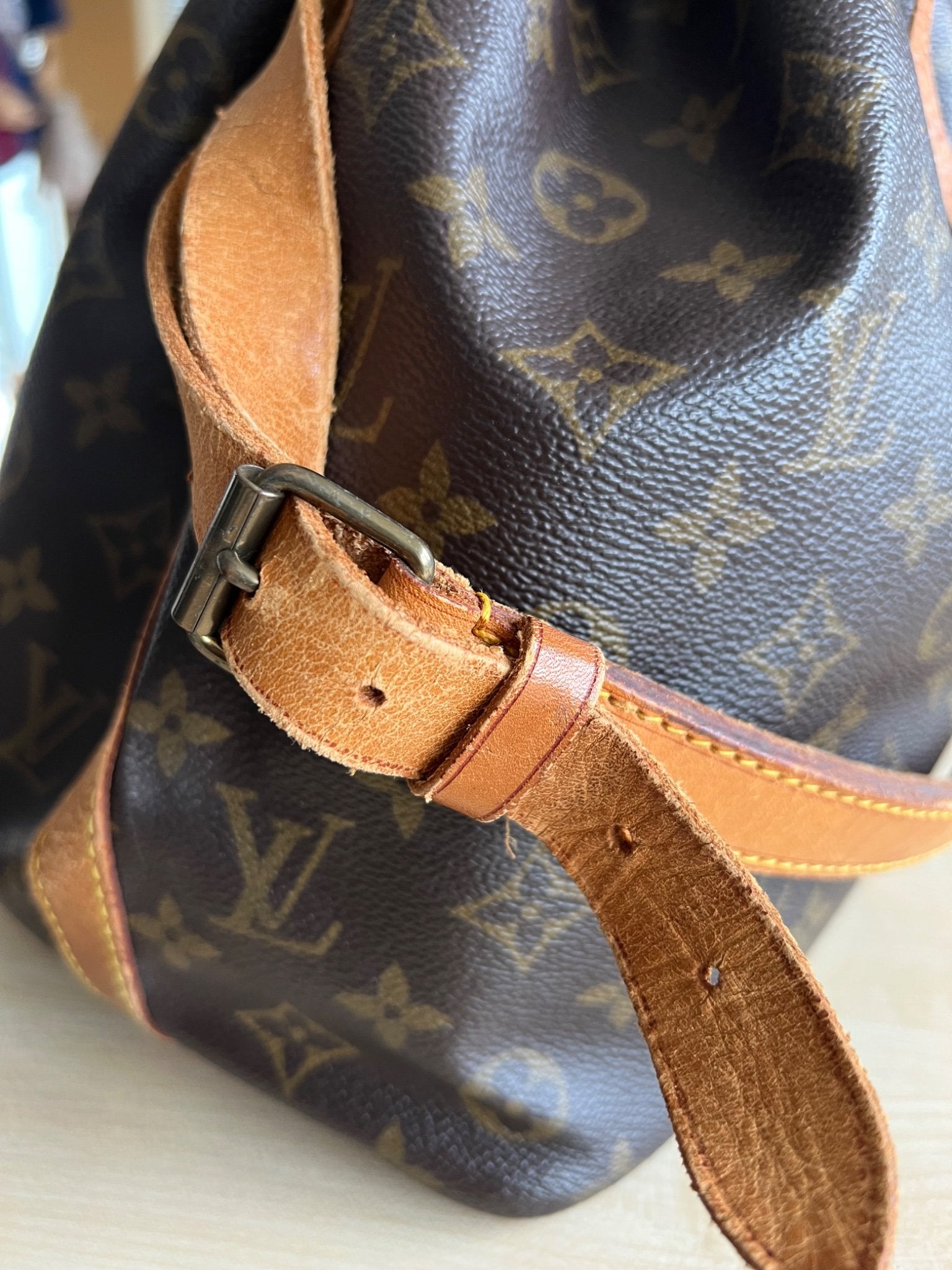 Louis Vuitton Sac Noé PM Monogram — vue 10 | Le comptoir vintage