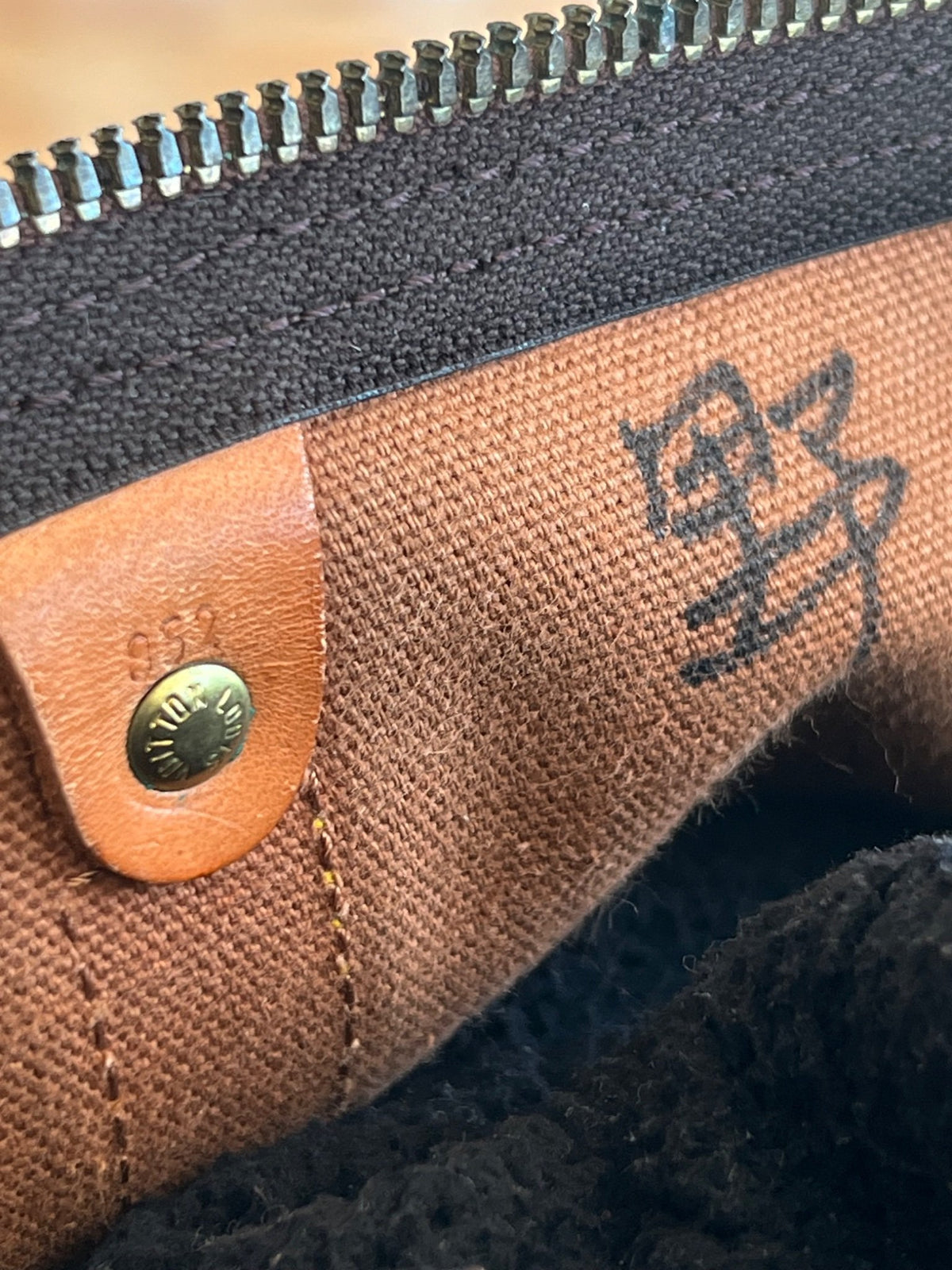 Louis Vuitton Keepall 55 Monogram — vue 13 | Le comptoir vintage