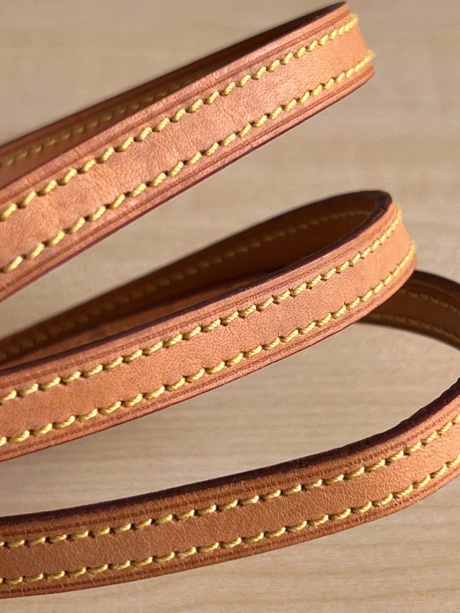 Louis Vuitton Bandoulière cuir naturel — vue 3 | Le comptoir vintage