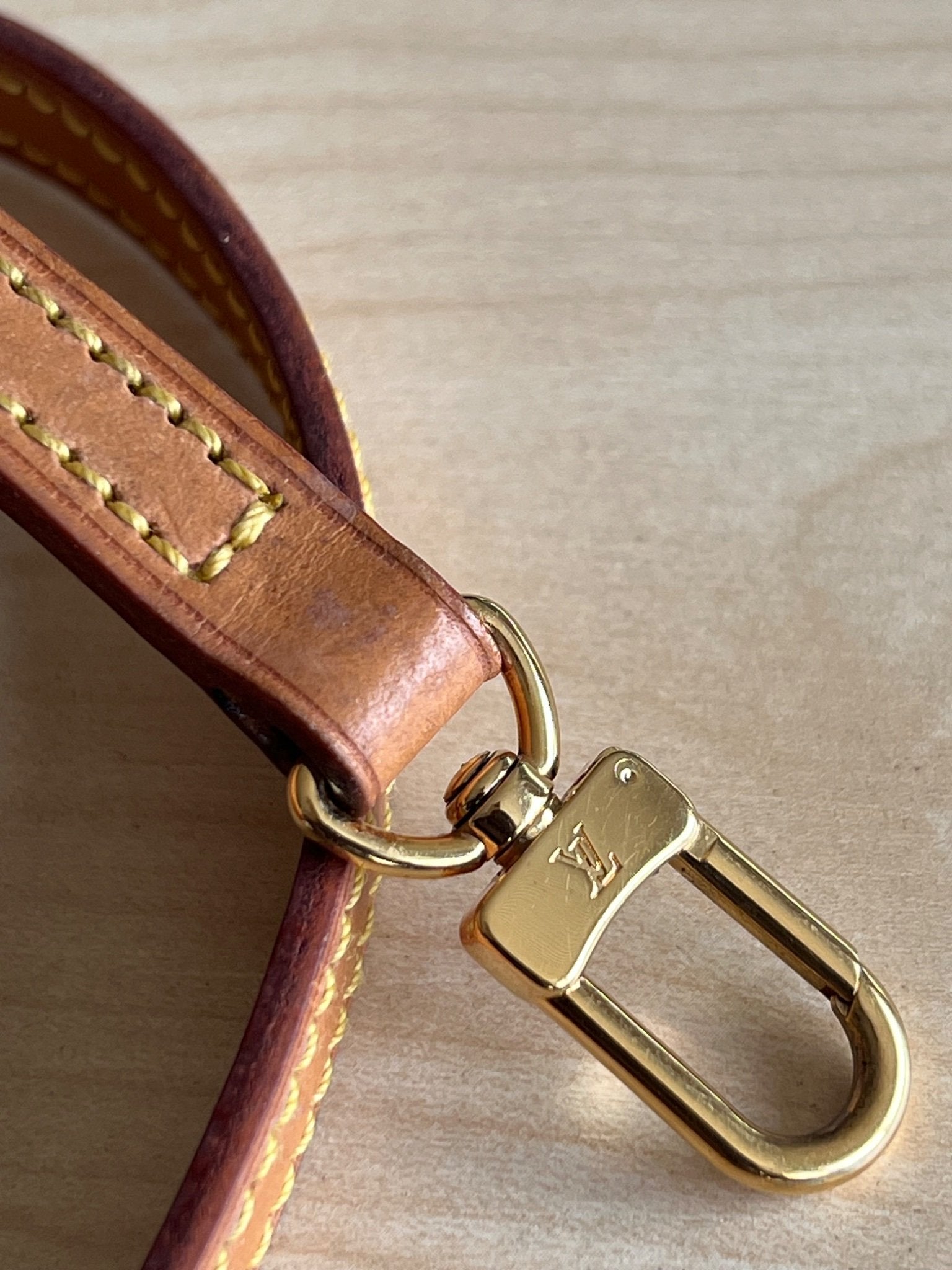 Louis Vuitton Bandoulière cuir naturel — vue 5 | Le comptoir vintage