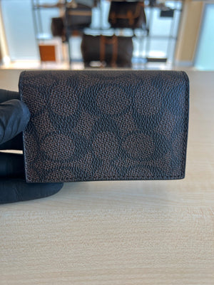 COACH Signature Card Case Card Case / Pass Case / Business Card Holder — vue 2 | Le comptoir vintage