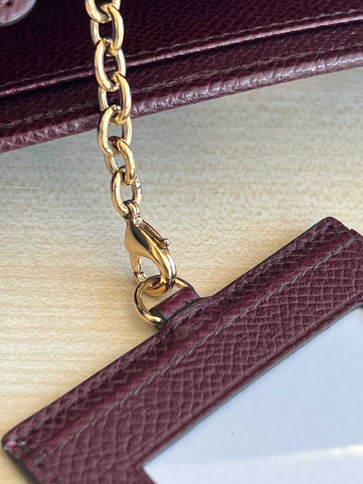 Salvatore Ferragamo Gancini Leather Long Wallet — vue 12 | Le comptoir vintage