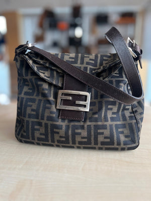Fendi Sac porté épaule Mamma Baguette en toile Zucca authentifié — Le comptoir vintage