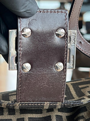 Fendi Sac porté épaule Mamma Baguette en toile Zucca — vue 5 | Le comptoir vintage