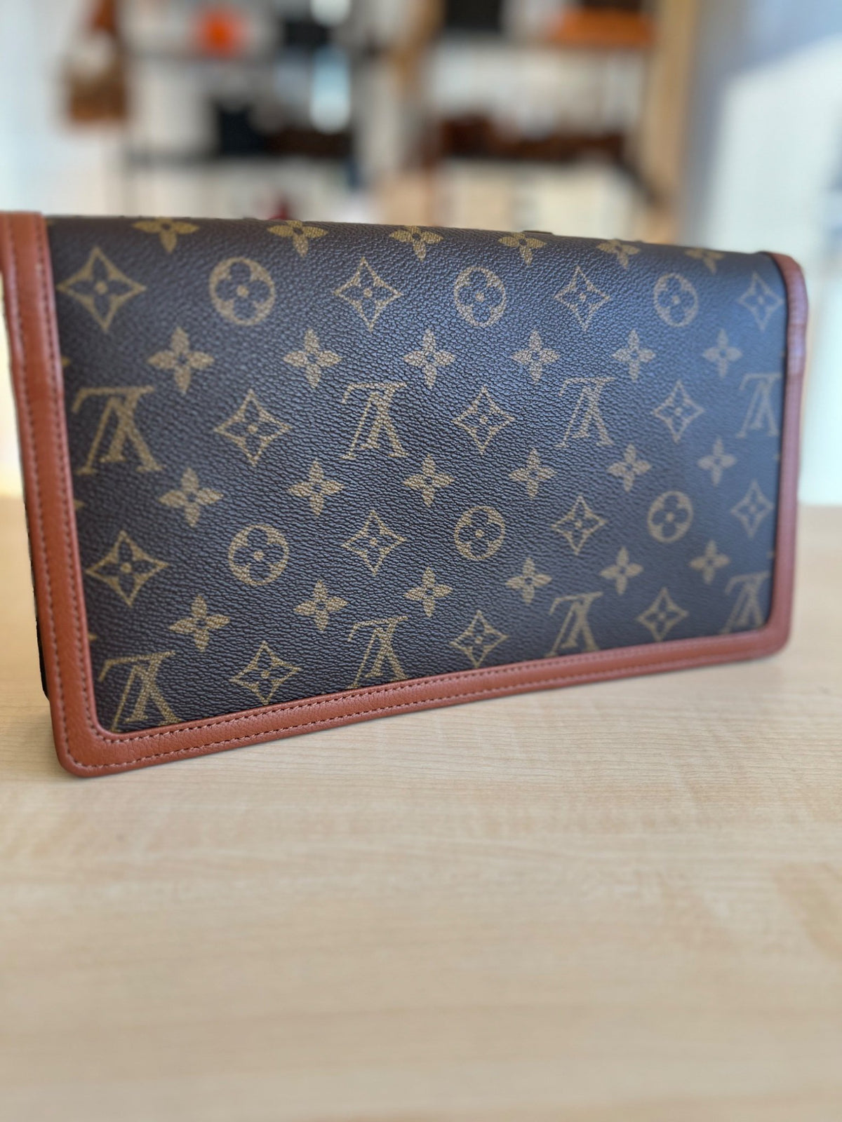 Louis Vuitton Pochette Dame GM Monogram — vue 2 | Le comptoir vintage