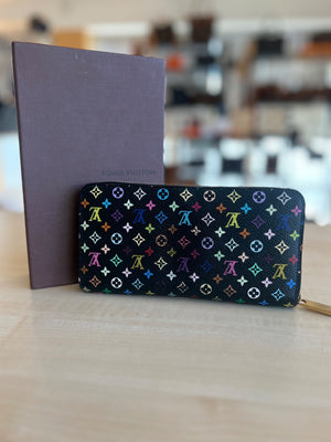 Louis Vuitton Portefeuille Zippy Monogram Murakami Noir — vue 2 | Le comptoir vintage