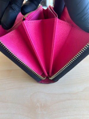 Louis Vuitton Portefeuille Zippy Monogram Murakami Noir — vue 17 | Le comptoir vintage