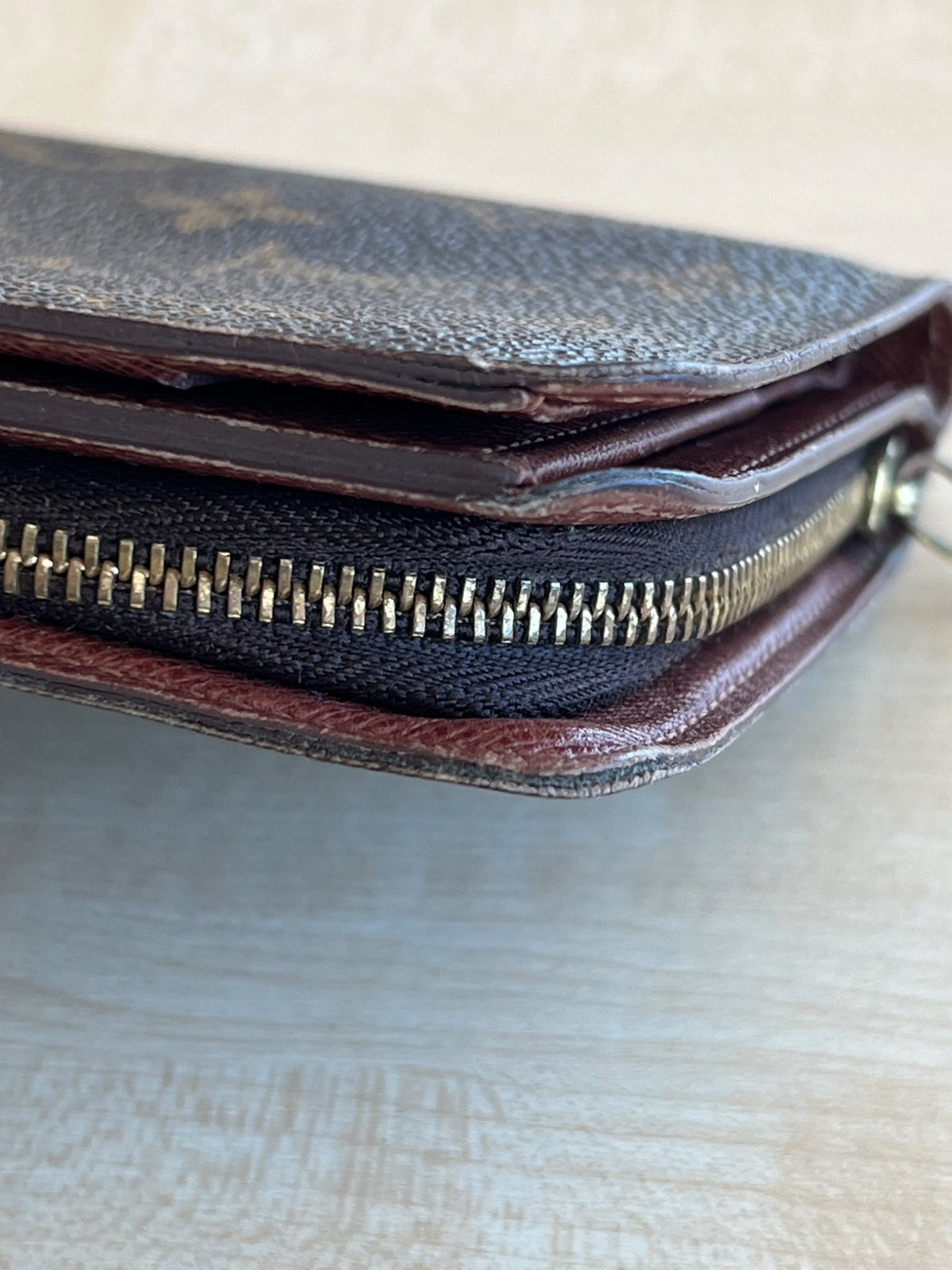 Louis Vuitton Portefeuille Compact Porte-Monnaie Viennois Monogram — vue 5 | Le comptoir vintage