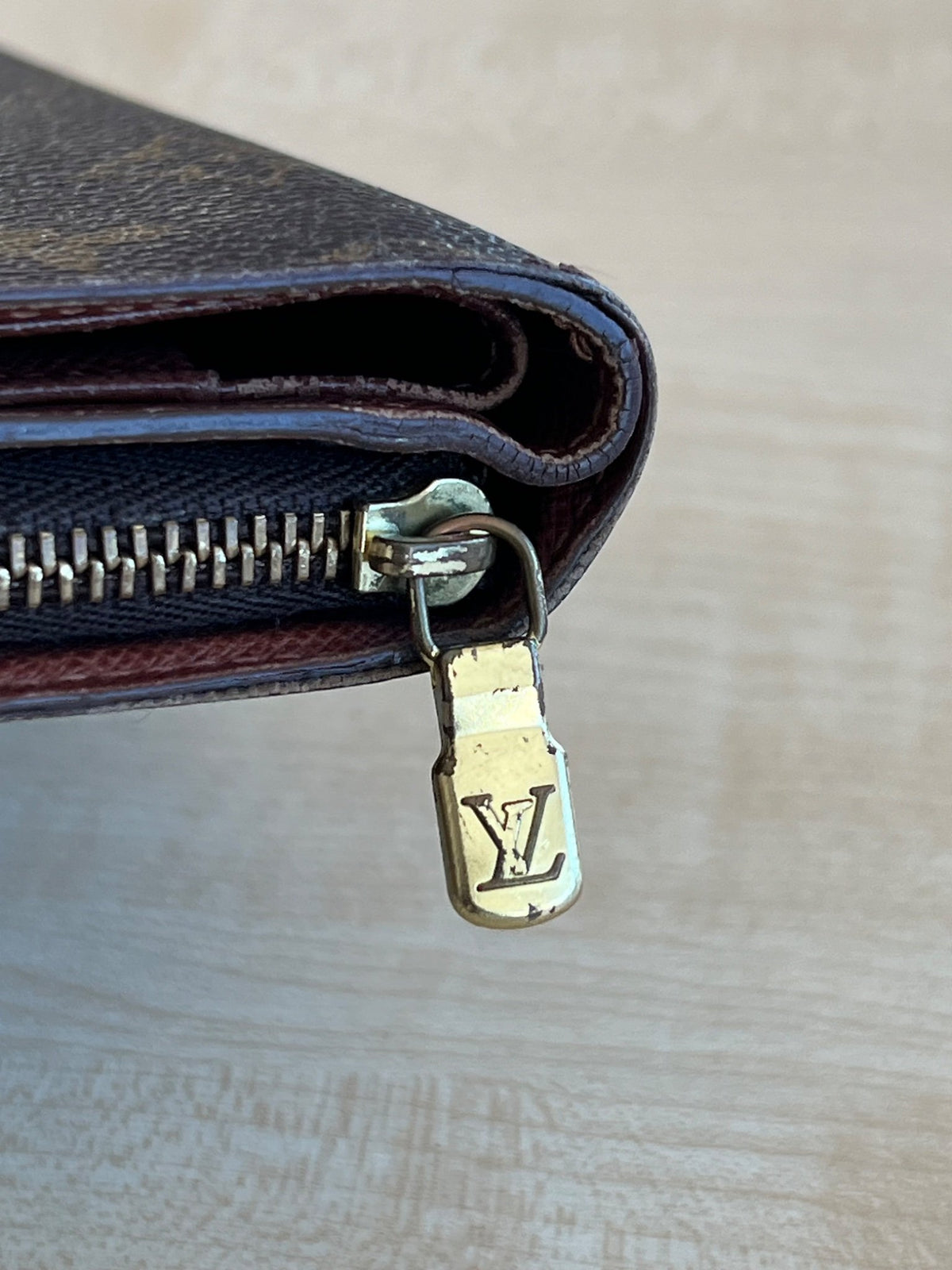 Louis Vuitton Portefeuille Compact Porte-Monnaie Viennois Monogram — vue 6 | Le comptoir vintage