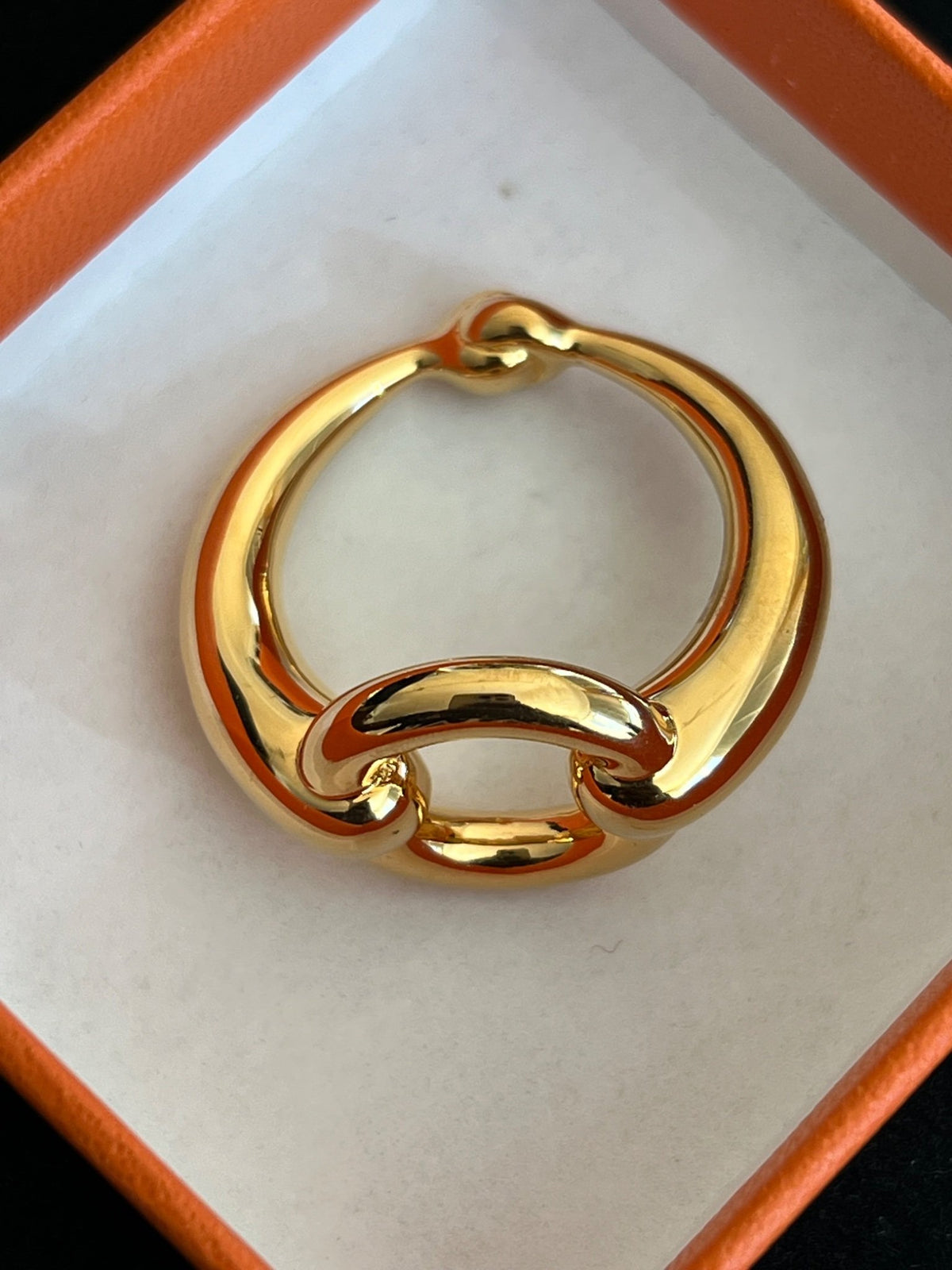 Hermès Anneau de foulard Mors en métal doré authentifié — Le comptoir vintage