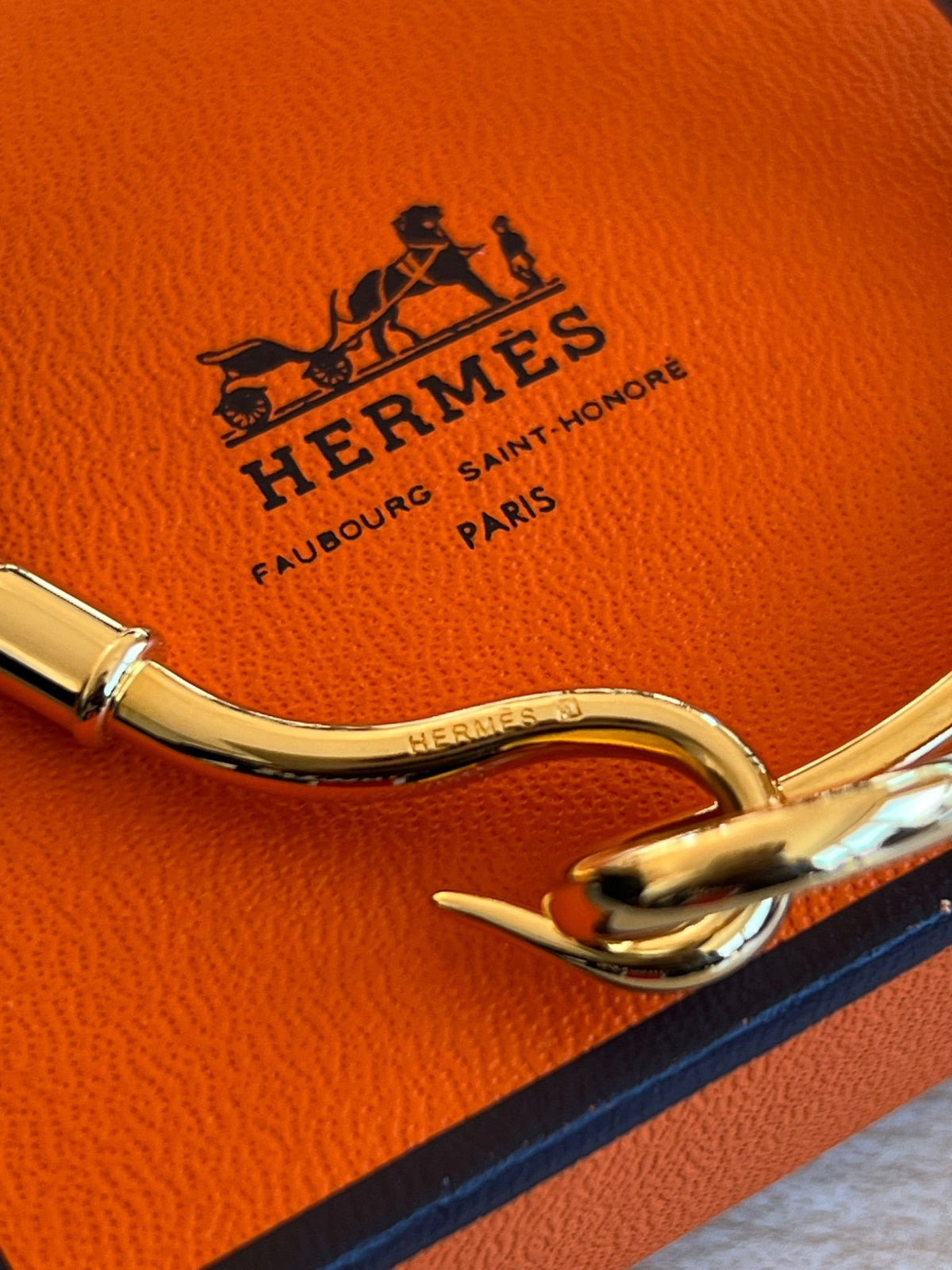 Hermès Bracelet Jumbo Hook en cuir marron et métal doré — vue 2 | Le comptoir vintage