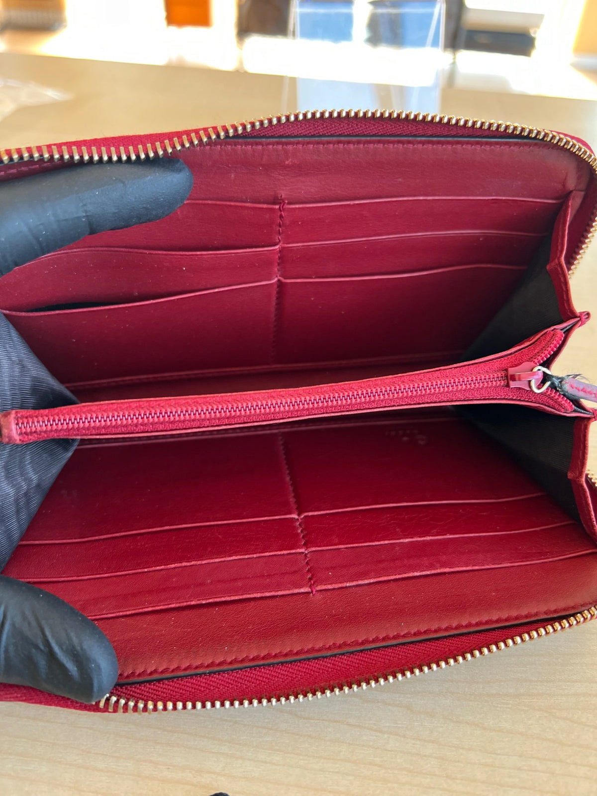 Gucci Portefeuille long zippé Microguccissima — vue 3 | Le comptoir vintage