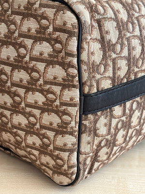 Dior Sac Boston Vintage Toile Oblique Trotter Monogram — vue 8 | Le comptoir vintage