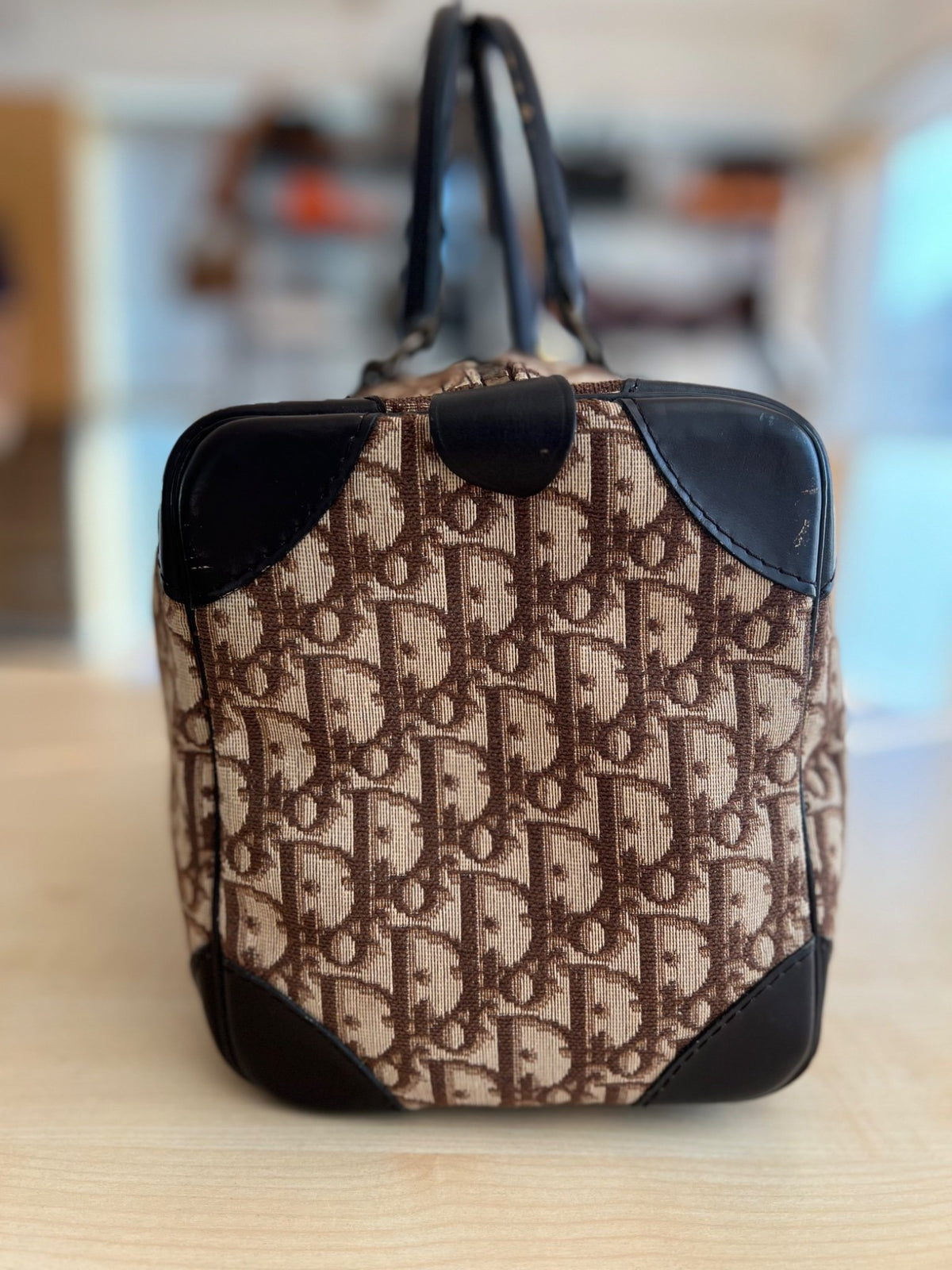 Christian Dior Sac Boston 30 Trotter Monogram — vue 2 | Le comptoir vintage