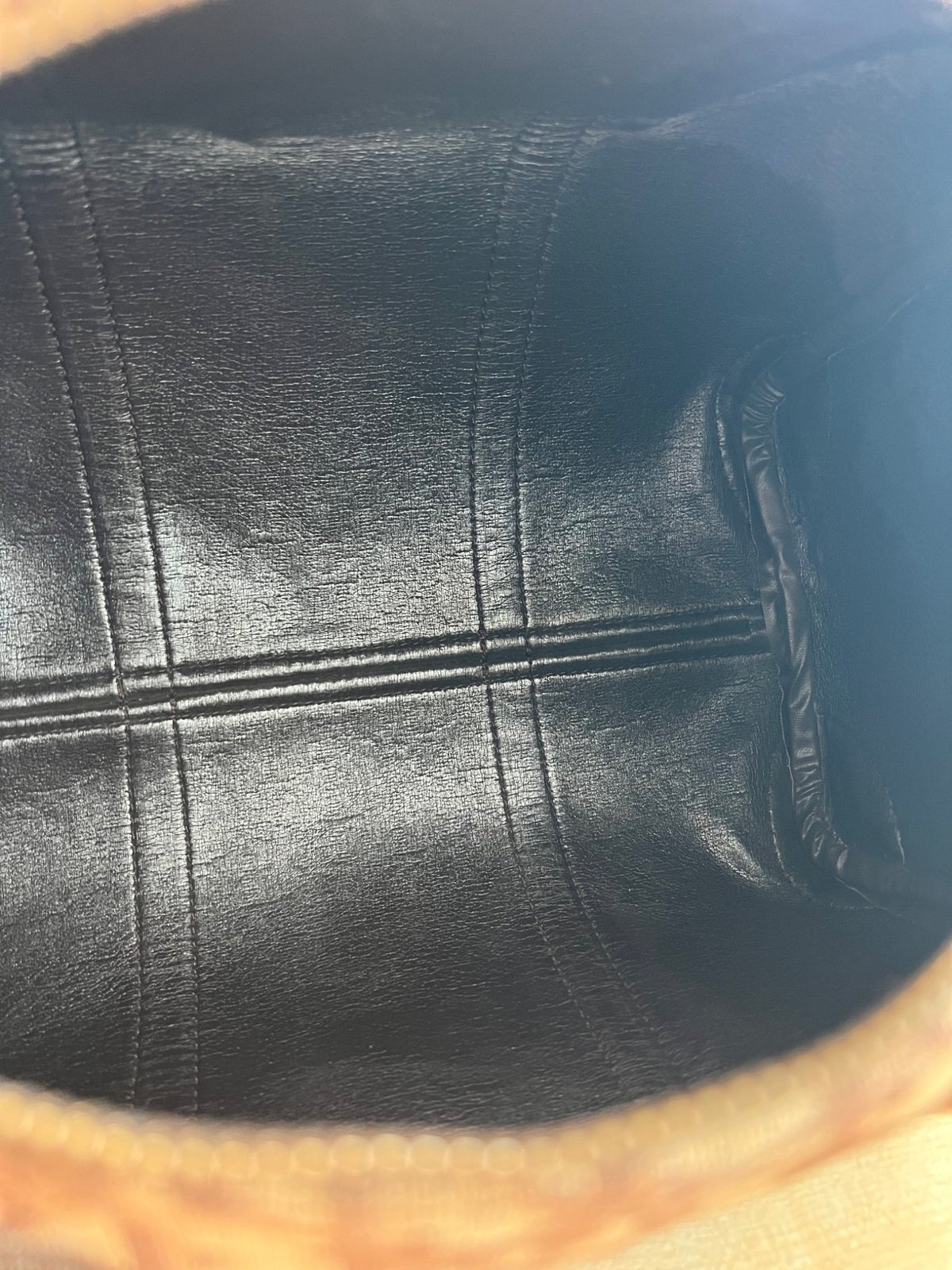 Christian Dior Sac Boston 30 Trotter Monogram — vue 9 | Le comptoir vintage