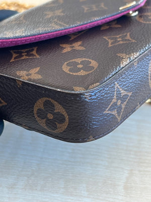Louis Vuitton Pochette Félicie toile Monogram et doublure fuchsia — vue 5 | Le comptoir vintage