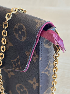 Louis Vuitton Pochette Félicie toile Monogram et doublure fuchsia — vue 8 | Le comptoir vintage