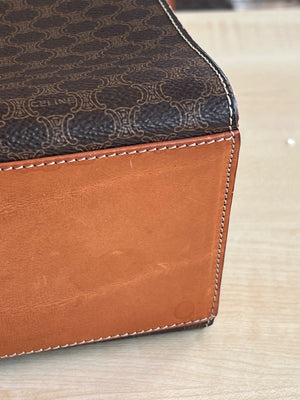 Celine Sac à main à rabat toile Macadam marron et cuir cognac — vue 6 | Le comptoir vintage