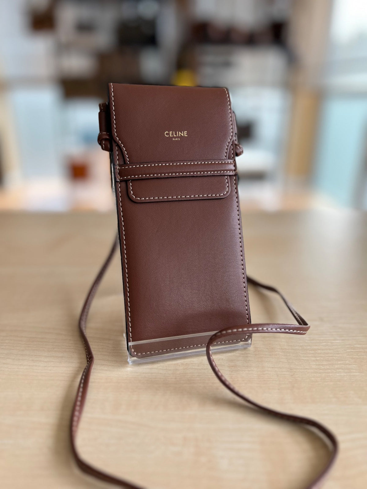 Pochette pour téléphone Celine — vue 2 | Le comptoir vintage