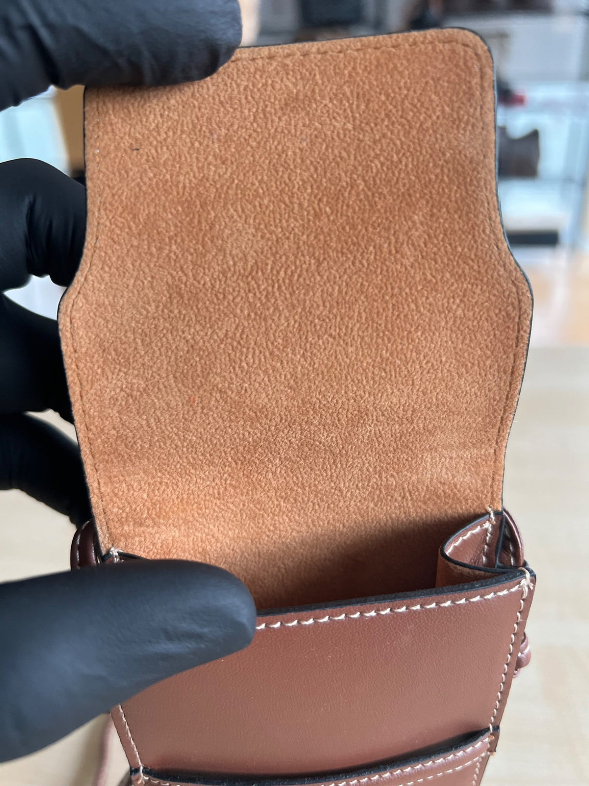 Pochette pour téléphone Celine — vue 6 | Le comptoir vintage